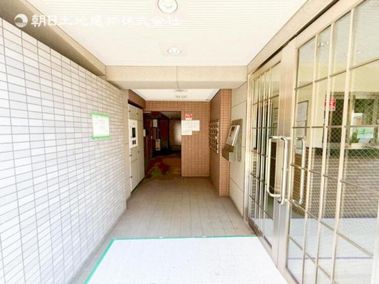 エントランス しっかり管理されたエントランスでお友達を呼びたくなる入口！