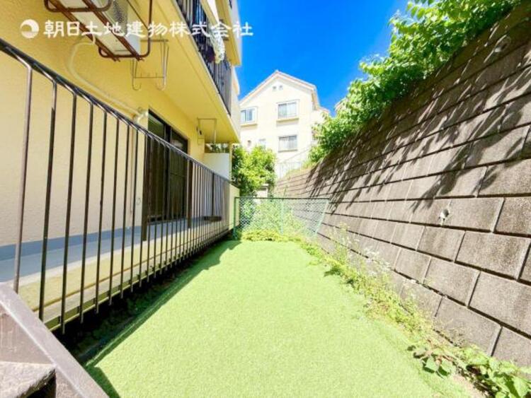 その他 【お庭】季節の飾り物など、より「おうち時間」を楽しめる空間。　家庭菜園などのお庭の手入れも楽しいです 