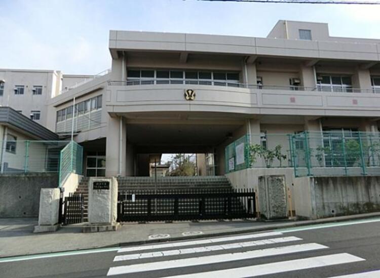周辺 横浜市立さちが丘小学校まで約810ｍ