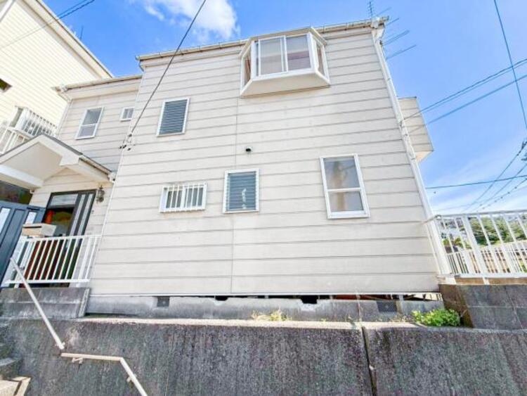 外観 この場所でよかったと心から言える立地と環境がここにあります！日々過ごす中で感じる喜びはプライスレス！今〜未来どのタイミング、どの世代でも快適に過ごすことができる場所は何事にも代えがたい贅沢です！！ 