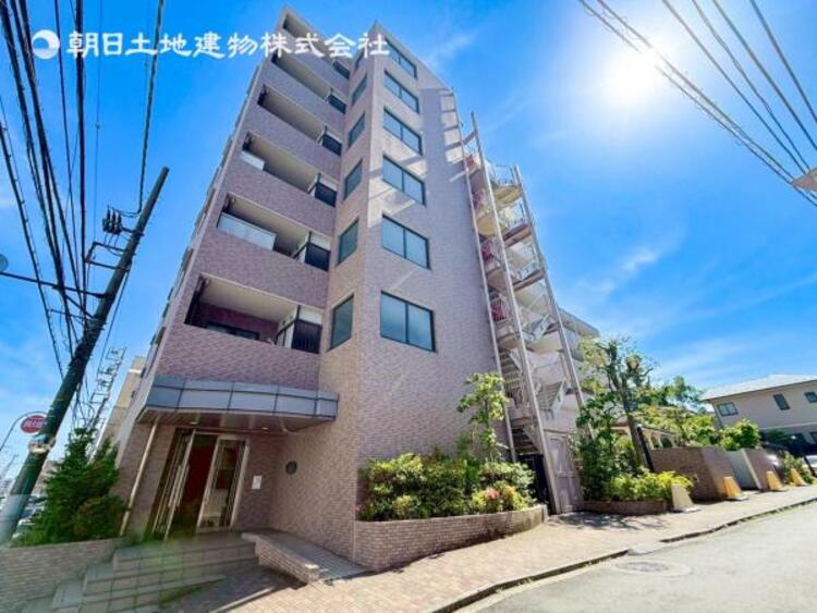 外観 家の良し悪しだけではなく周辺環境も重要なポイントとなります！ご案内時に周辺環境もご案内いたします！流行に左右されず将来にわたって価値が継続する佇まい！良好な住環境が保たれたエリアで新生活を過ごせます 