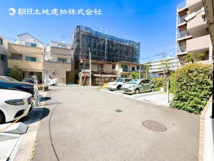 駐車場 〜共用部の立機械式駐車場〜 