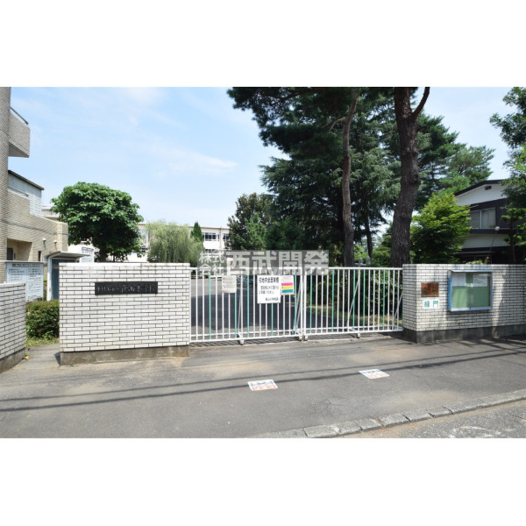 周辺 萩山小学校(約650m)