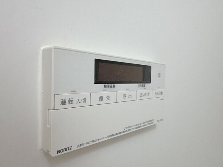 設備 見やすい画面で操作しやすい給湯パネルです。