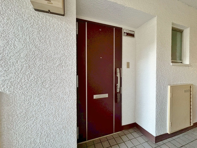 玄関 玄関を開ければ、そこは安らぎのご自宅。