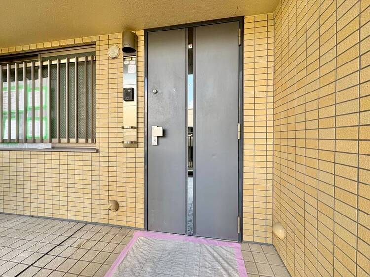 玄関 玄関を開ければ、そこは安らぎのご自宅。