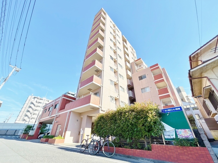 外観 現地に足をお運びいただいた際には、周辺散策などをお勧めいたします。