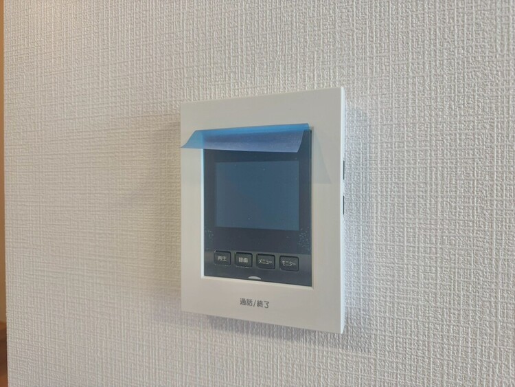 その他 誰が来てもわかる様にモニター付きインターホンを設置。