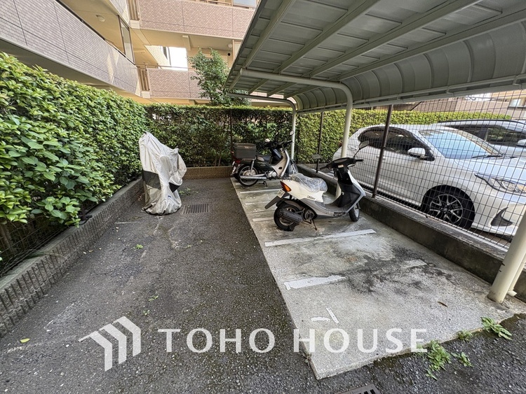 その他 バイク置き場（空き状況は要確認となります）