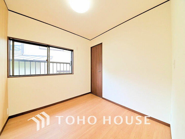 内装 家具の配置のし易い室内です。趣味の部屋としても充分な広さです