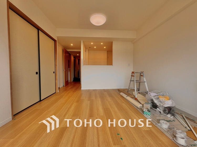 内装 「想像していた以上に広い」が写真を撮っているときの感想です。家事動線に配慮したプランによりご家族がくつろげる明るく広い空間が確保できました。