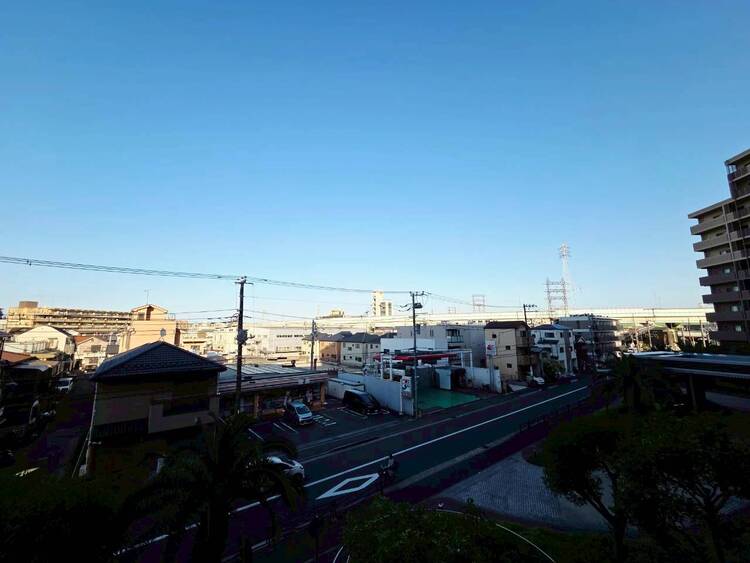 その他 眺望や窓からの景色が良いと、家で過ごす時間も快適です。
