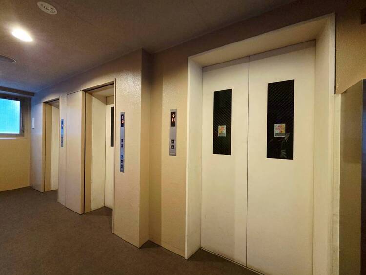 その他 エレベーター完備のため荷物が多くなっても安心。