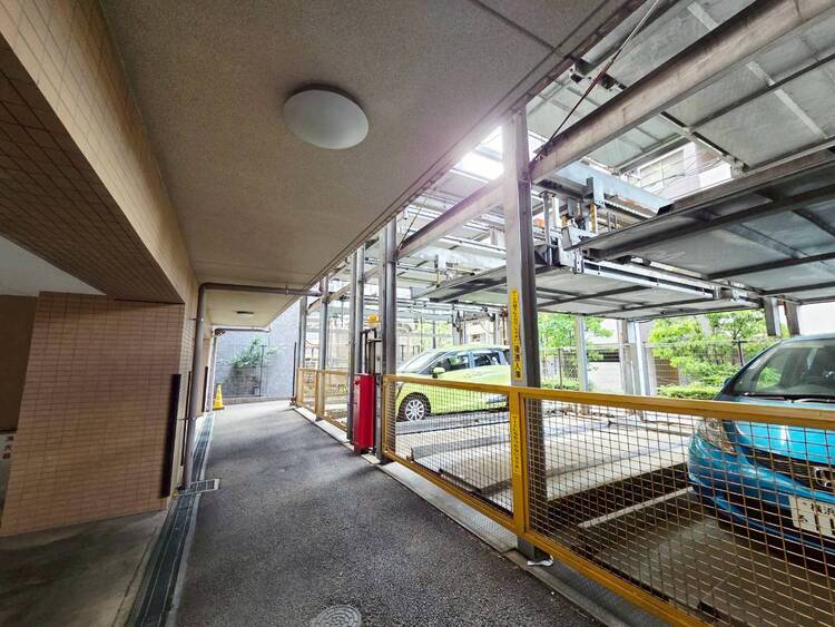 その他 駐車スペースが嬉しいですね。※空き状況は都度ご確認下さい。