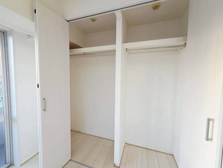 その他 収納スペースが付いていて、お部屋を広く使っていただけます。