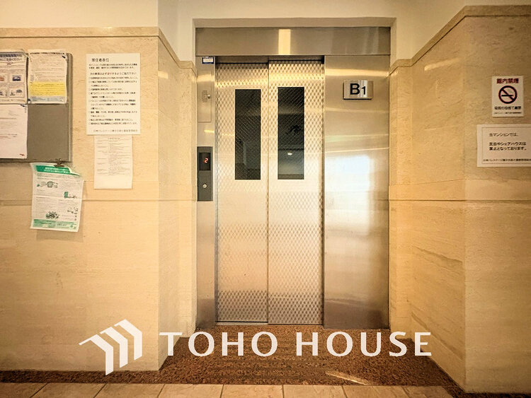 その他 エレベーター