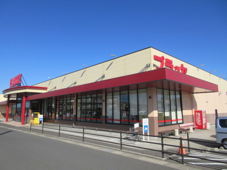 周辺 【プラッセ ファッション館吉野店】衣料品、雑貨のショッピングセンター営業時間	10:00〜19:00 徒歩 約10分（約800m）