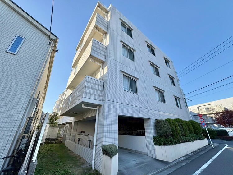 外観 ライフプランニングからローンまで、一貫してご説明させていただきます。お気軽にお問い合わせくださいませ。