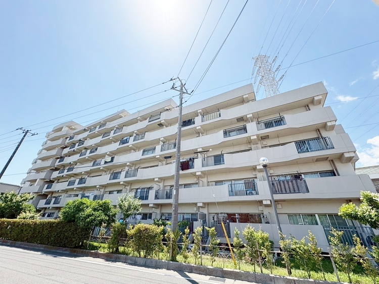 外観 ライフプランニングからローンまで、一貫してご説明させていただきます。お気軽にお問い合わせくださいませ。