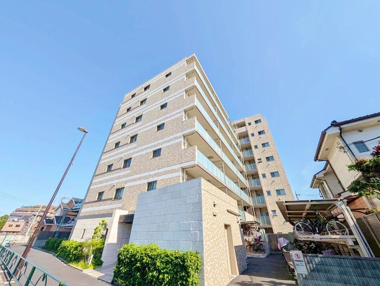 外観 資料には掲載していない情報が、現地にはたくさんあります。是非一度、現地をご確認ください。