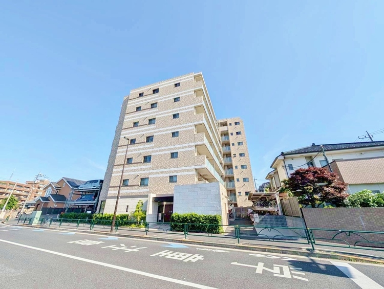 外観 現地に足をお運びいただいた際には、周辺散策などをお勧めいたします。