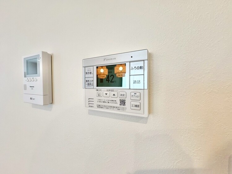 設備 見やすい画面で操作しやすい給湯パネルです。