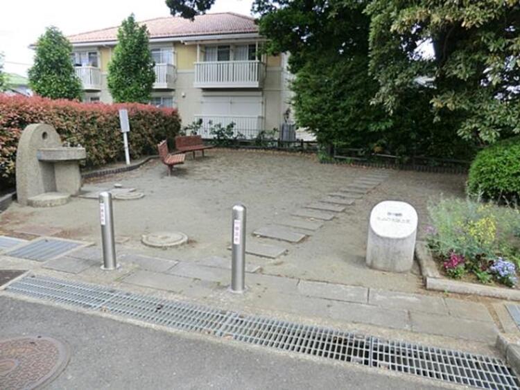 周辺 西川島たぶの木陰公園	850m