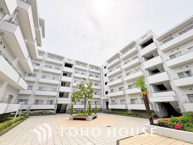 外観 〜最上階角部屋、南東向きのため陽当たり良好〜たいせつなペットと暮らせます〜リフォーム済み3LDK〜