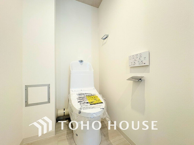 トイレ トイレには快適な温水洗浄便座付