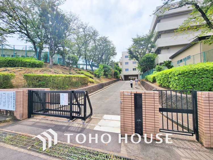 周辺 横浜市立獅子ヶ谷小学校　距離650ｍ