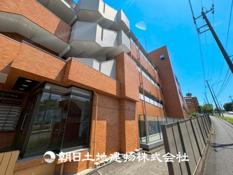 外観 【外観写真】目の前に手を伸ばせば、触ることが出来そうな環境が、そのままインテリアになったような印象です。