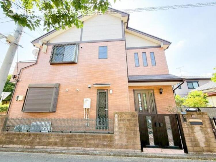 外観 この場所でよかったと心から言える立地と環境がここにあります！日々過ごす中で感じる喜びはプライスレス！今〜未来どのタイミング、どの世代でも快適に過ごすことができる場所は何事にも代えがたい贅沢です！！ 
