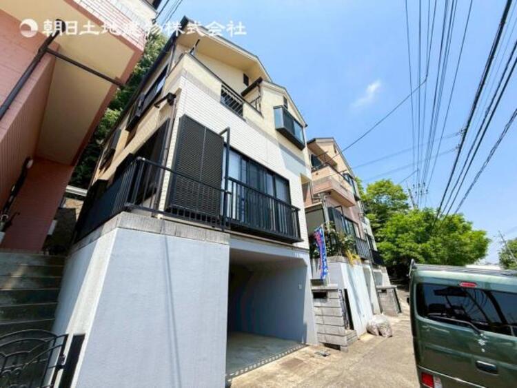 外観 開放感があり日当りも良好です！目の前に広がる開放感とゆとり。暮らしの夢を育む住まいがここにあります！ 