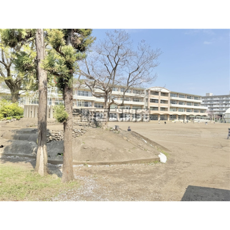 周辺 北小学校(約200m)