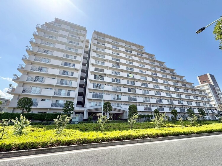 外観 資料には掲載していない情報が、現地にはたくさんあります。是非一度、現地をご確認ください。