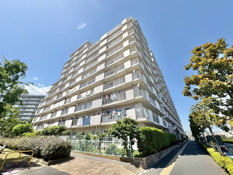 外観 ライフプランニングからローンまで、一貫してご説明させていただきます。お気軽にお問い合わせくださいませ。