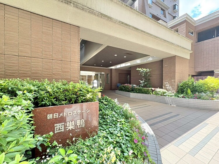 エントランス 外と内をつなぐエントランスは、まさに顔となる場所。