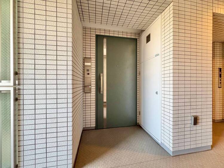 玄関 玄関を開ければ、そこは安らぎのご自宅。
