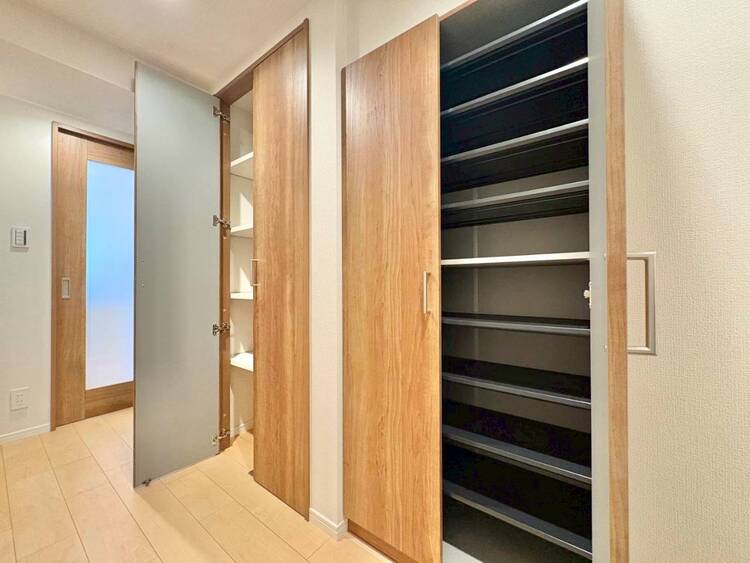 収納 居室にはクローゼットがあり、荷物もスッキリ収納して快適にお過ごしいただけます。