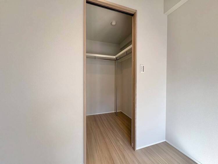 収納 居室にはクローゼットがあり、荷物もスッキリ収納して快適にお過ごしいただけます。