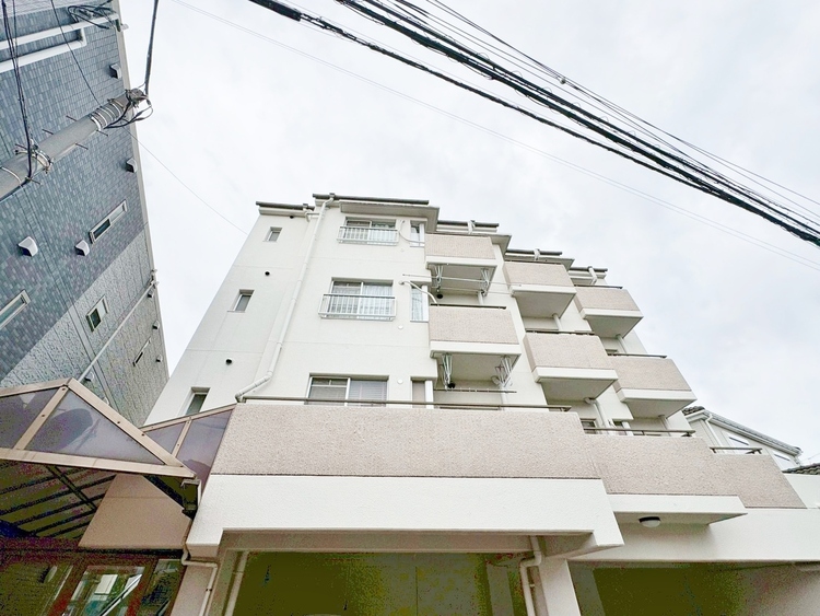 外観 資料には掲載していない情報が、現地にはたくさんあります。是非一度、現地をご確認ください。