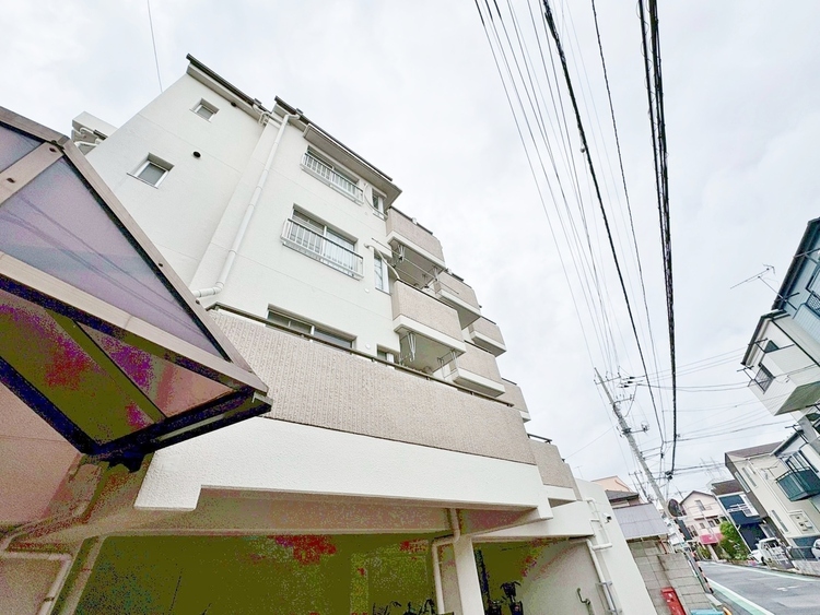 外観 現地に足をお運びいただいた際には、周辺散策などをお勧めいたします。