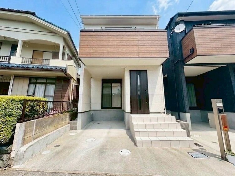 外観 資料には掲載していない情報が、現地にはたくさんあります。是非一度、現地をご確認ください。