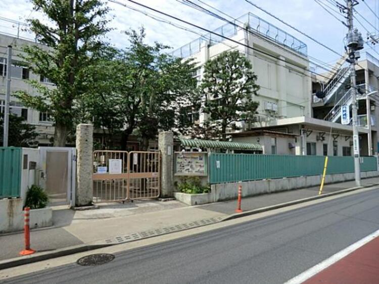 周辺 品川区立延山小学校　270ｍ