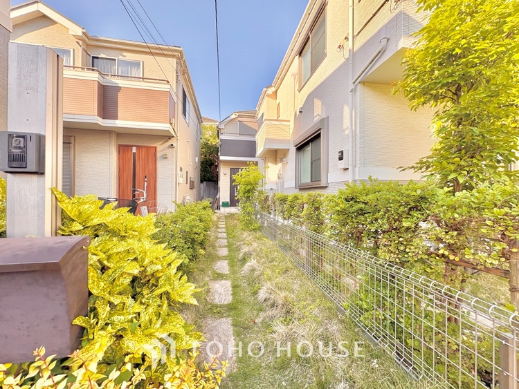 外観 【APPEARANCE】◆安らぎ◆整然と整備された住宅地に風が吹き、木々が揺れる。絵にかいたような心安らぐ環境です。