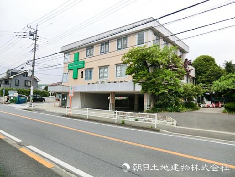 周辺 【上川井クリニック】1010ｍ　一般内科に加え、外科や脳神経外科もあり、頭部症状やケガにも対応できる万能型クリニックです。駐車場完備＋バス停も近いのでバスでのアクセスも良好◎