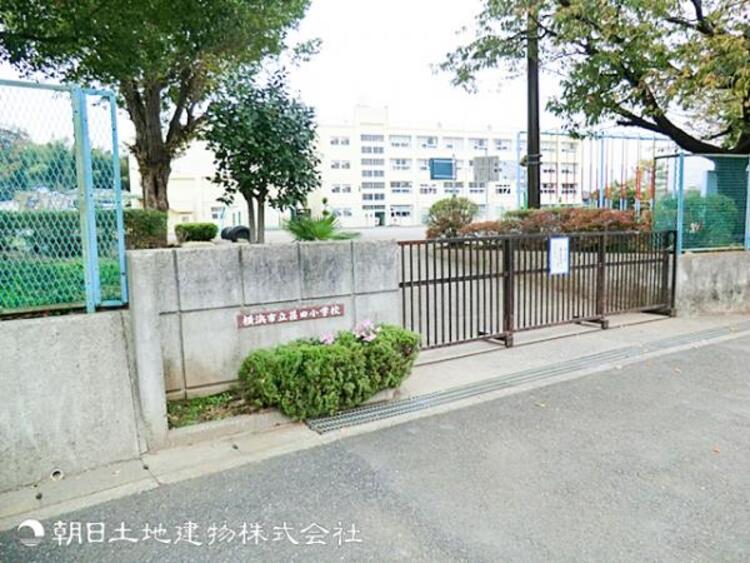 周辺 【荏田小学校】100ｍ　地域とのつながりを大切にし、基礎学力と豊かな心を育む教育が行われる小学校。落ち着いた環境で、子どもが安心して学び成長できる学校です。