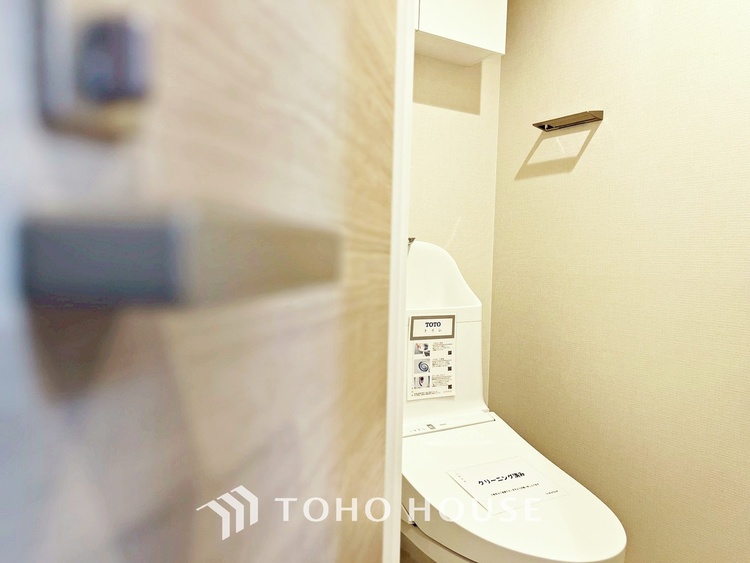 トイレ 現在改装中◆快適◆な生活に不可欠。節水型の高性能トイレを新設。