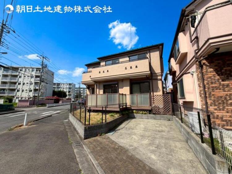 外観 すぐのご見学や資料請求など、お気軽にお問い合わせください