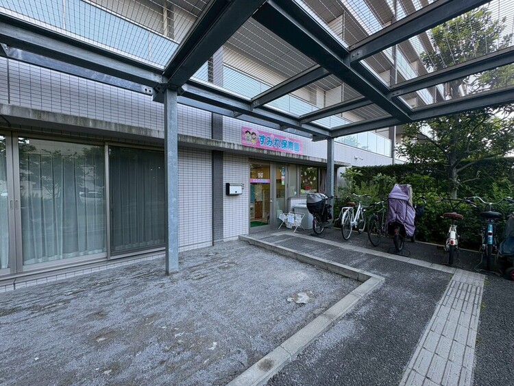 その他 きちんと整備された駐輪場。住む方の心遣いが感じられます。